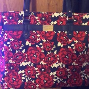 Like new Tommy Hilfiger handbag